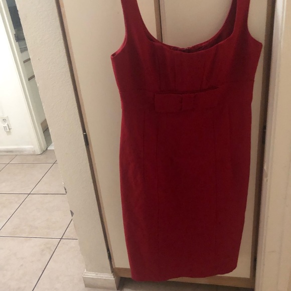 Easy Lovin Dress: A red dress with bow - Picture 2 of 3
